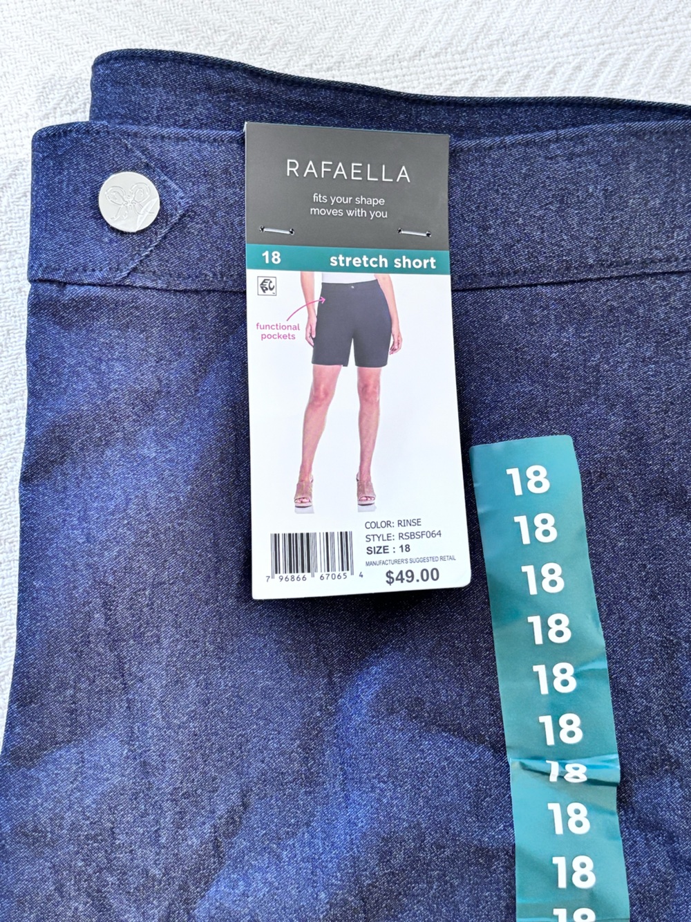 Rafaella Navy High-Rise Tailored Shorts - Picture 12 of 13